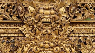 Seni Ukir Bali: Keindahan yang Terpahat dari Generasi ke Generasi