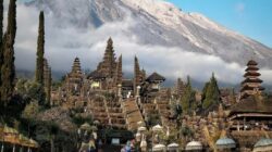 Peranan Pura dalam Kehidupan Masyarakat Bali